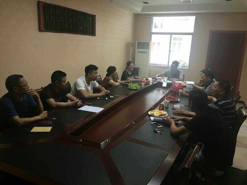 2017年7月1日黨員會(huì)議《會(huì)議主題：一、學(xué)習(xí)廖俊波找差距、抓落實(shí)主題組織生活會(huì)。二、學(xué)習(xí)袁毅同志在學(xué)習(xí)廖俊波同志先進(jìn)事跡座談會(huì)上的講話。三、劉云山在福建調(diào)研時(shí)強(qiáng)調(diào)學(xué)習(xí)弘揚(yáng)廖俊波同志崇高精神在為民實(shí)干中發(fā)揮先鋒模范作用的文章?！? onmousewheel=