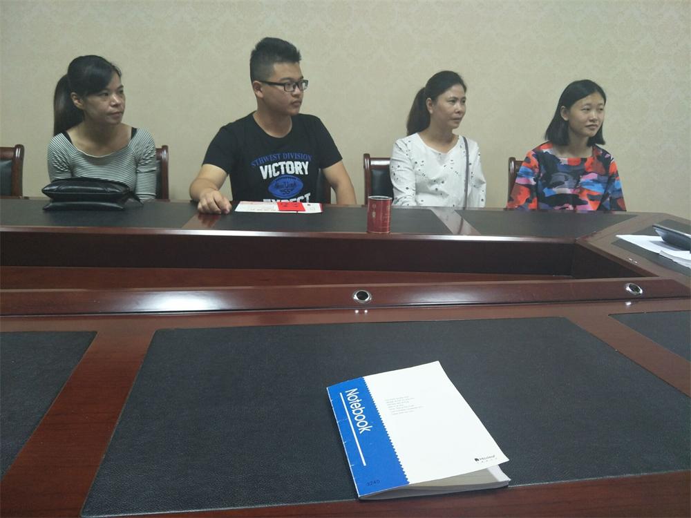 福建易順建筑工程有限公司2017年第一屆：“金秋助學(xué)，學(xué)子圓夢(mèng)，誠(chéng)信你我，感恩社會(huì)”