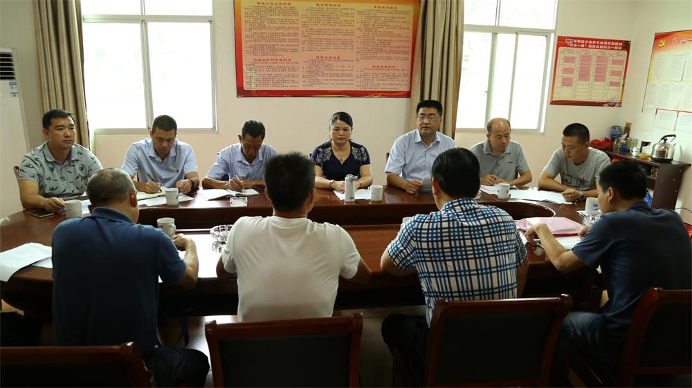 福建易順建筑工程有限公司“互動(dòng)聯(lián)動(dòng)、掛鉤幫扶”招沙甲村貧困戶捐贈(zèng)儀式