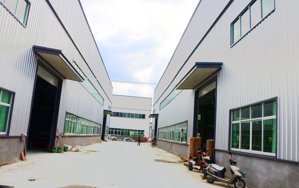 福建龍竹工貿有限公司建設的龍竹工貿年產(chǎn)60萬平方米竹展開增資擴產(chǎn)項目勝利竣工使用