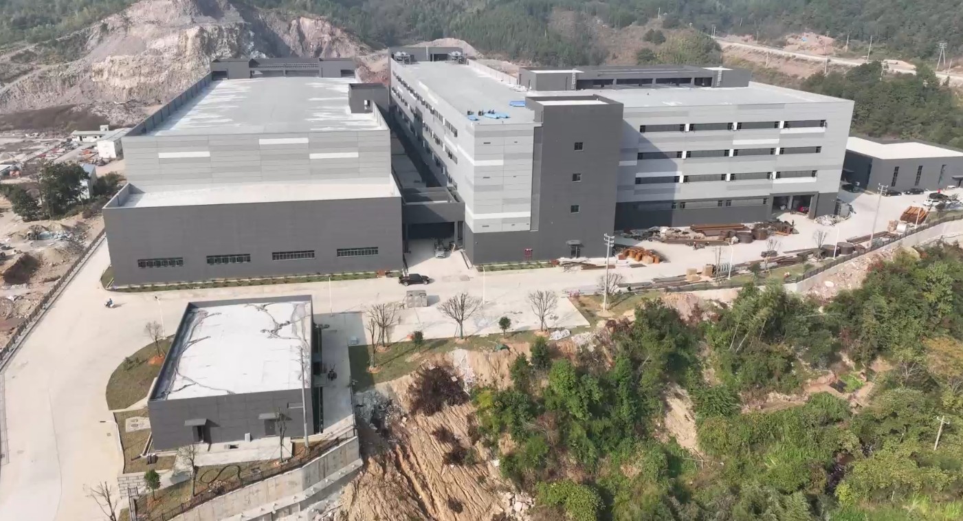 福建松溪經(jīng)濟(jì)開發(fā)區(qū)東園新型紡織專業(yè)園標(biāo)準(zhǔn)化廠房項(xiàng)目一期已完工,準(zhǔn)備驗(yàn)收