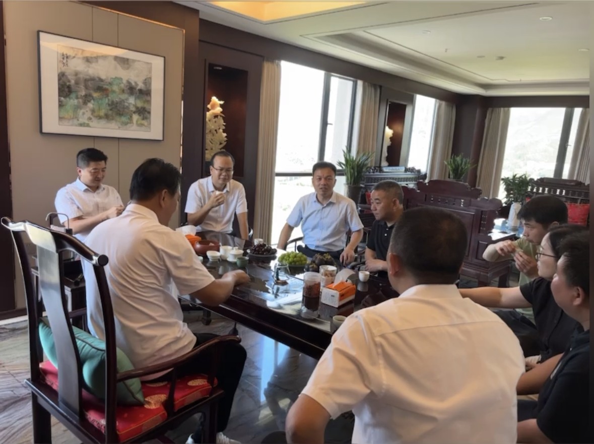 南平市住建局領(lǐng)導(dǎo)蒞臨易順建工集團(tuán)有限公司,共話建筑行業(yè)新機(jī)遇與挑戰(zhàn)