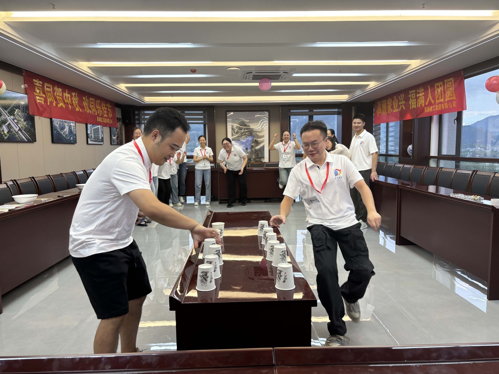 “易聚中秋團(tuán)圓意，順啟事業(yè)新篇章”易順建工集團(tuán)2024年中秋活動(dòng)圓滿舉行