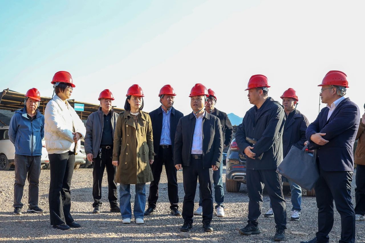 【爭優(yōu) 爭先 爭效】 縣長吳英杰親赴一線,助力三和循環(huán)經(jīng)濟產(chǎn)業(yè)園標準化廠房建設項目破難前行