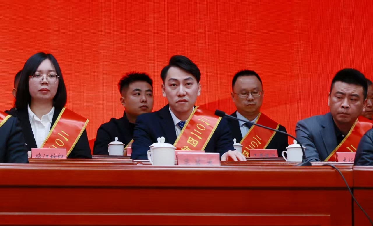 喜報!易順建工集團(tuán)榮獲“松溪縣2024年度納稅貢獻(xiàn)企業(yè)”稱號