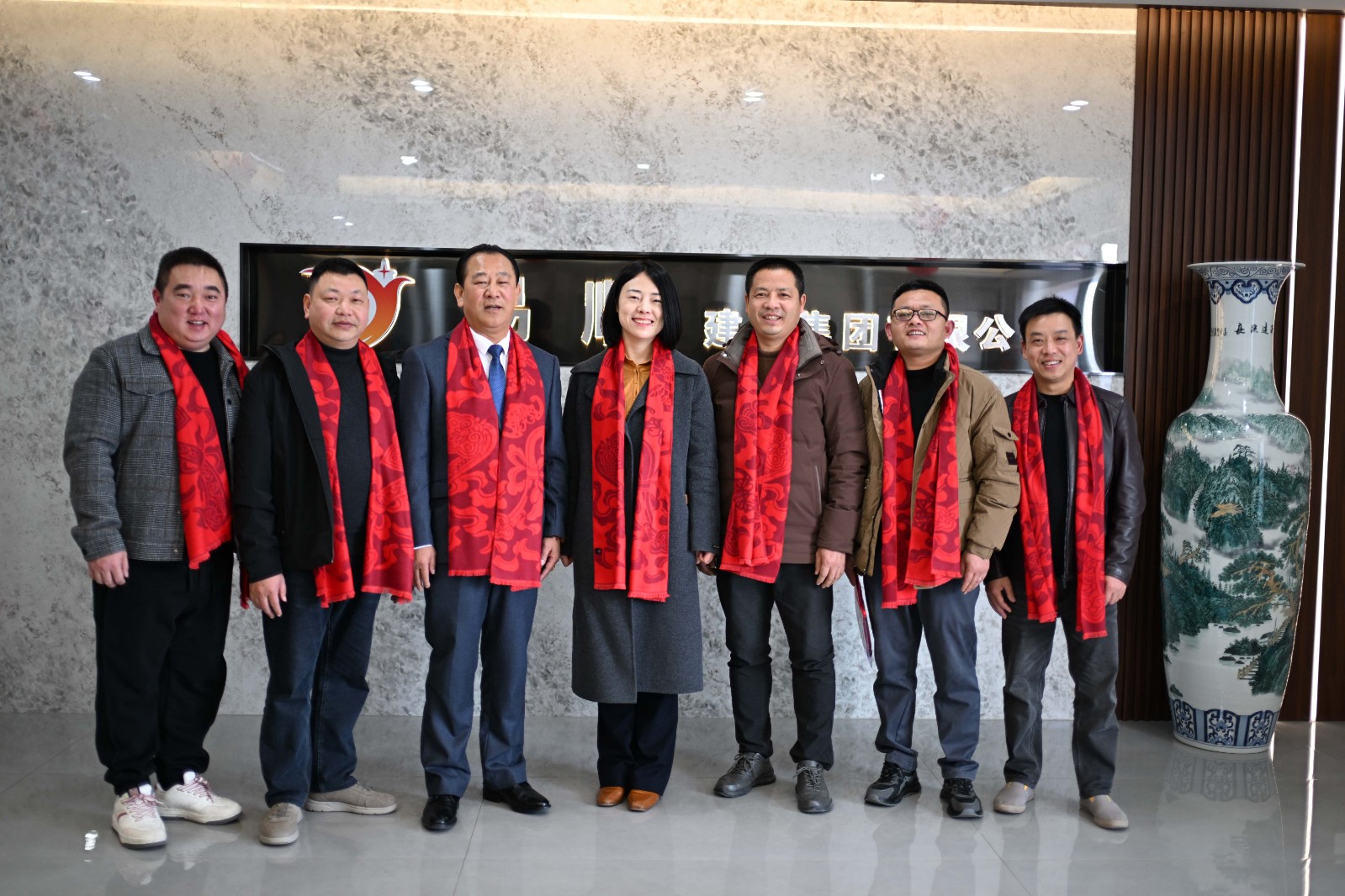 喜報!易順建工集團有限公司李易順董事長連任松源街道商會第二屆會長